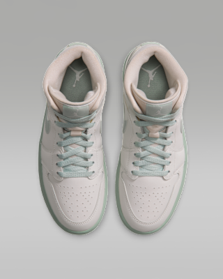 Air Jordan 1 Mid Women's Shoes. Nike.com